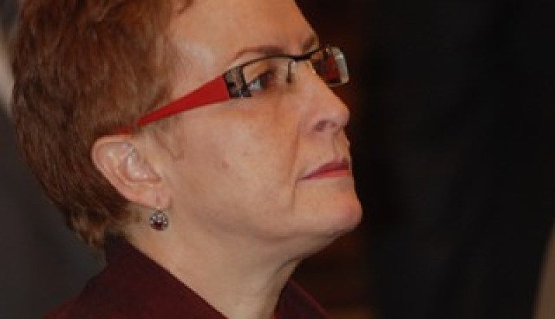 لايوقع حتى على البريد العادي