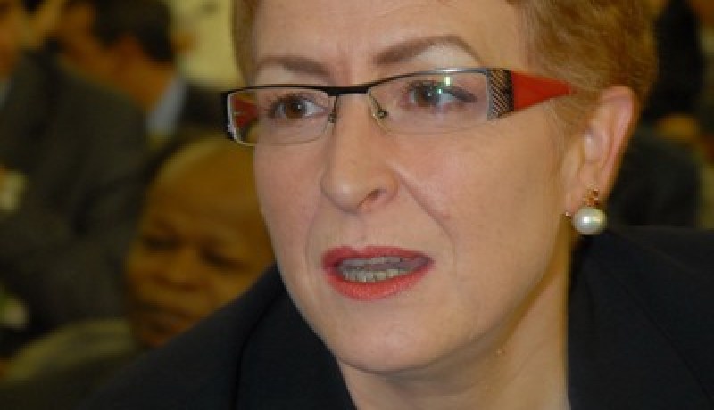 ''الجزائر تعرض فيلم ''الخارجون عن القانون'' في المونديال''