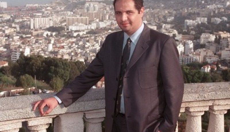 هل اشترى‮ ''‬الخليفة‮'' ‬السلطات البريطانية؟