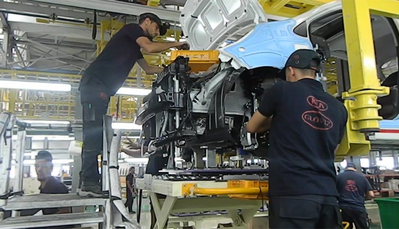 إدارة مجمع غلوبال قروب الجزائر تصدر بيانا حول غلق مصنع كيا