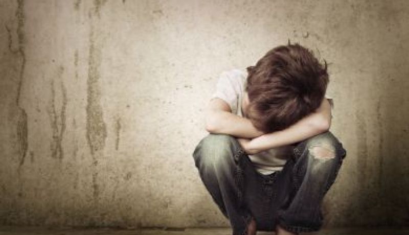 تلميذ يفقد خصيته بعد إعتداء مجهولين عليه بتلمسان