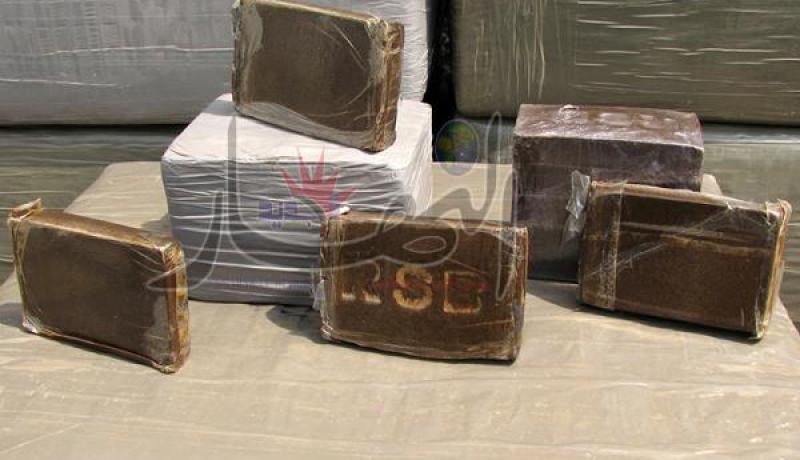 أمواج البحر تقذف 35 كلغ من «الكيف» في شاطئ «بورساي» بتلمسان!