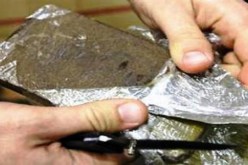 حجز مخدرات وسلاح محظور أثناء مداهمة شجار بتلمسان