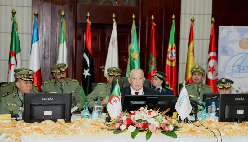 القايد صالح يترأس أشغال الاجتماع الـ 12 لوزراء دفاع الدول الأعضاء في مبادرة 5+5