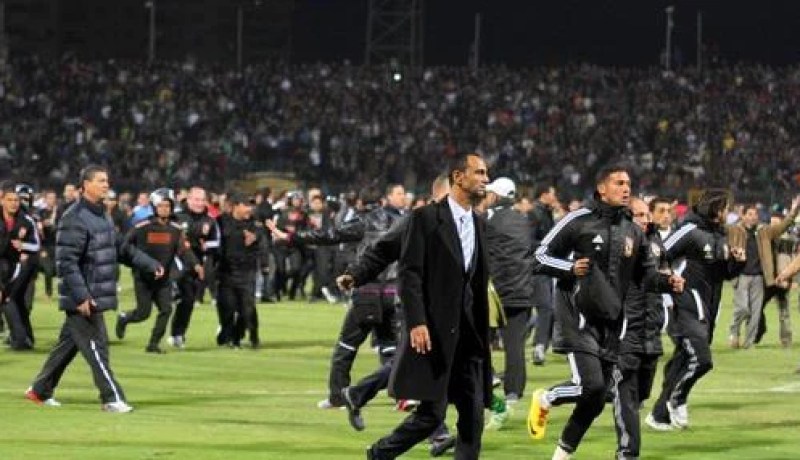 مقر اتحاد الكرة المصري تحت الحصار الأمني بسبب تهديدات باقتحامه