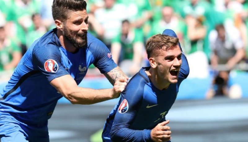 فرنسا تتأهل للدور ربع النهائي على حساب إيرلندا