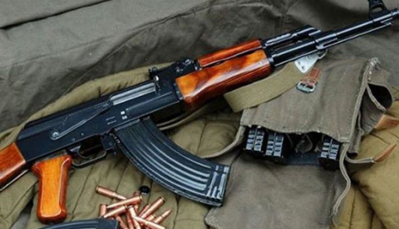 12سنة سجنا نافذا لشاب ضبط بحوزته رشاشين كلاشنيكوف في ورڤلة