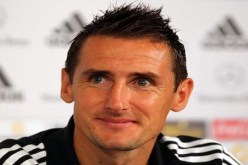 لاتسيو يتوجه الى مدريد دون مهاجمه كلوزه