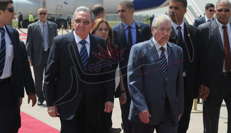 الرئيس الكوبي في زيارة عمل بالجزائر