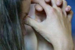 زميلتي‮ ‬المتزوجة أفسدت فرحتي‮ ‬بعلاقتها المشبوهة مع خطيبي