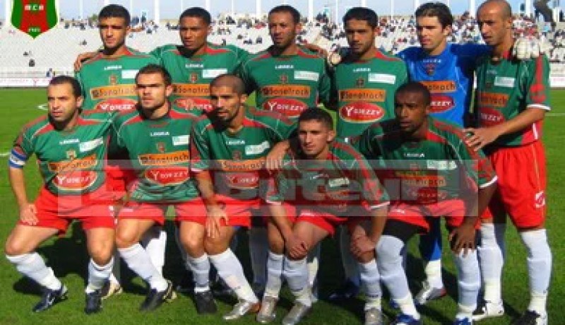 حاجي‮ ‬وياشير قد‮ ‬يمضيان اليوم في‮ العميد‮  ‬في‮ ‬انتظار سعيود لغلق القائمة‮