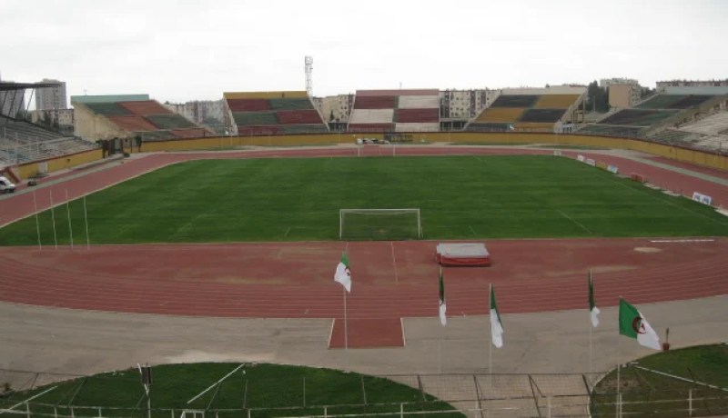 شركة ايرلندية تتكفل بتجديد عشب ملعب مصطفى تشاكر بالبليدة أواخر شهر أفريل