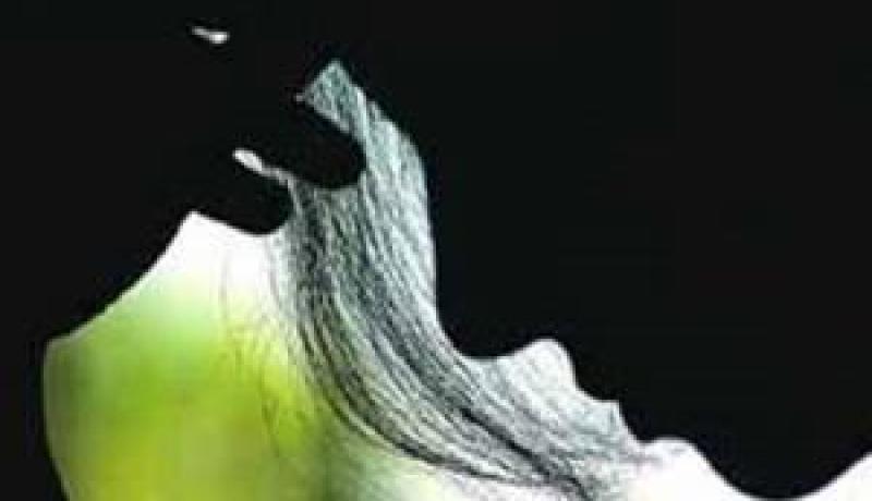  أخشى استحسان مضايقات شاب طائش يسعى إلى المحظور 