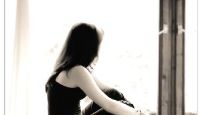 خرجت من كوكب السعــــــــادة إلى دنيا الحرمــــــــــان لأني مطلقة ولا أنجب !