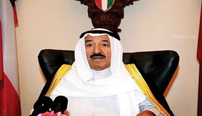 أمير الكويت يكلف رئيس الوزراء المستقيل تشكيل حكومة جديدة