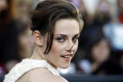 (الخسوف) يتصدر ايرادات السينما في أمريكا الشمالية