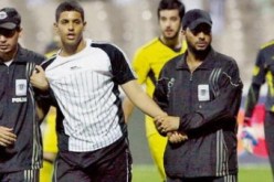 مشجع سعودي يسجل هدفا للأهلي في الدقائق الأخيرة