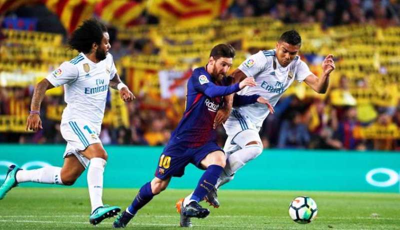 “كلاسيكو” الريال والبارصا 3 مرات في شهر الجاري