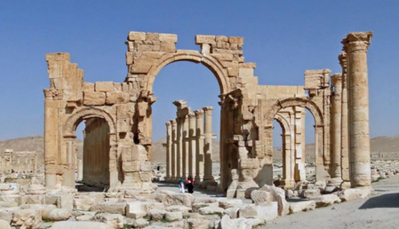 روسيا تؤكد على ضرورة المشاركة في إعادة إعمار الاثار السورية