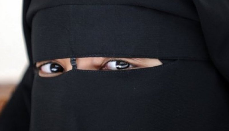 الحكومة التشادية تمنع ارتداء البرقع في جميع أنحاء البلاد