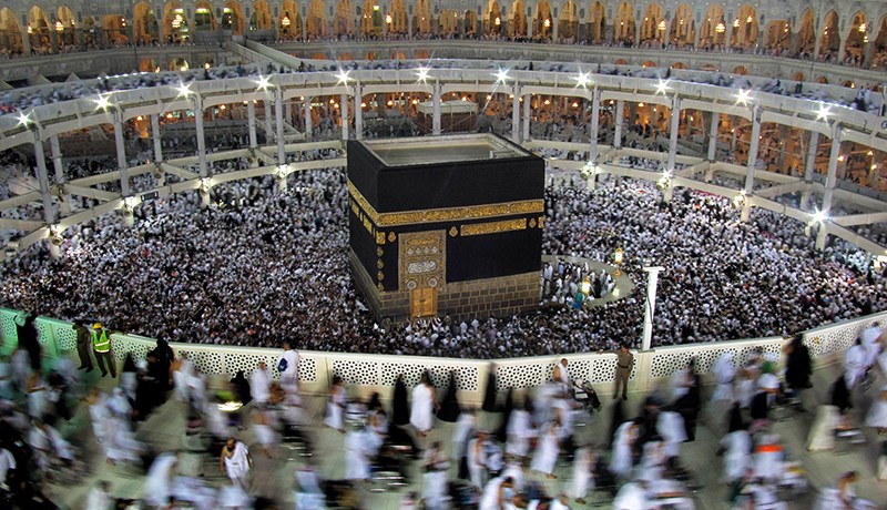 نُصْدر 4 آلاف تأشيرة يوميا.. و280 ألف جزائـري اعتمــروا حتـى الآن