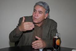 العايب يستهزئ بالشرطة