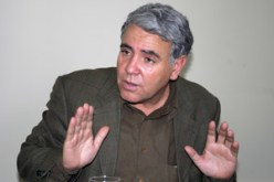 العايب و وزان يقاضيان أرملة حسني