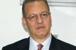 قائد القوات الجوية اليمنية ينفذ قرار إقالته