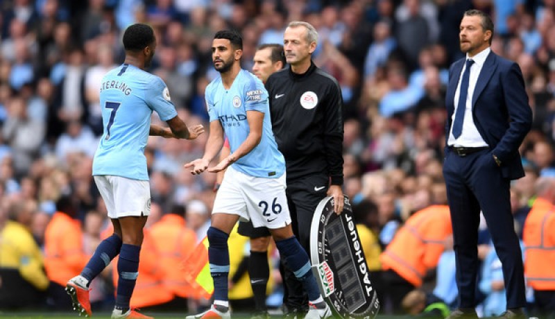 أسباب تراجع أداء “محرز” مع “السيتي” !