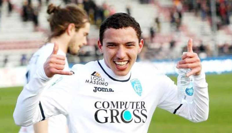 بن ناصر أبرز المواهب المُنتظرة في “السيري A”