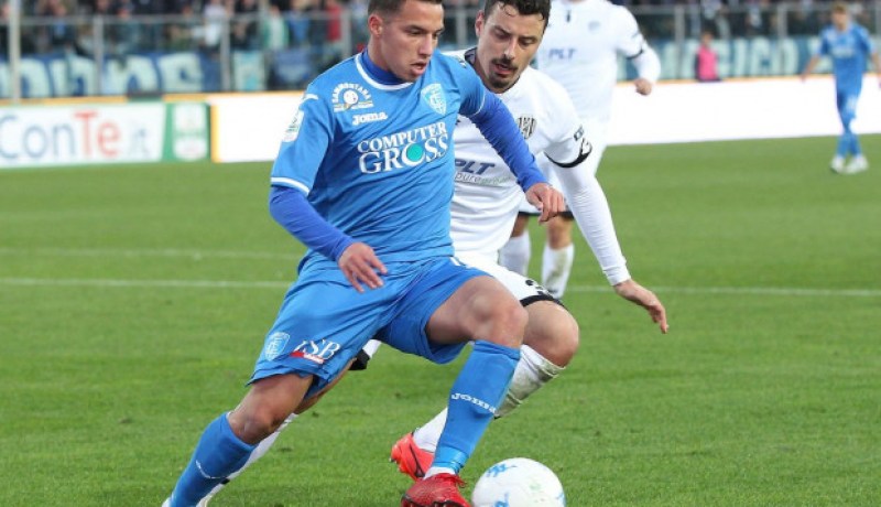 بن ناصر يقود إمبولي للفوز والإقتراب من الصعود للكالتشيو