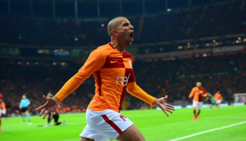 فيغولي يؤكد بقاءه مع غلطة سراي الموسم المقبل