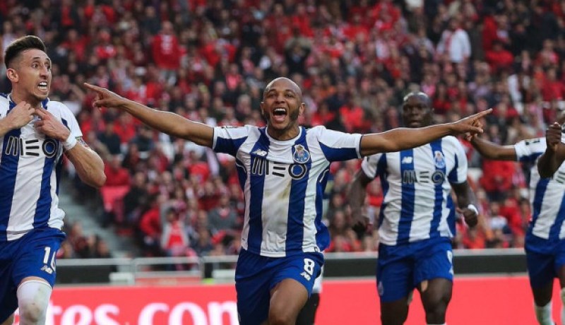 إيفرتون يُغري بورتو ويرفع عرضه للظفر بخدمات براهيمي !!