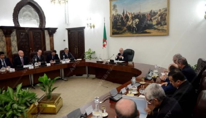 رئيس الجمهورية يترأس غدا الأحد الإجتماع الدوري لمجلس الوزراء