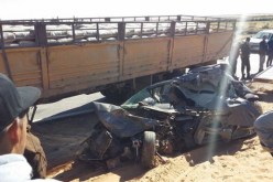 قتيل في إصطدام بين سيارة وشاحنة بوهران