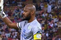 مبولحي يواصل التألق بتصديات رائعة أمام أحد