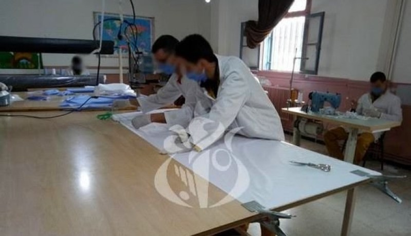 بومرداس: نزلاء سجن تيجلابين يساهمون بخياطة 600 كمامة يوميا