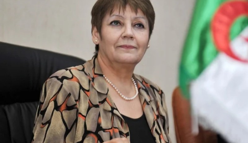 بن غبريت تمنح الحرية كاملة لمديري المؤسسات و المفتشين لإستدراك الدروس