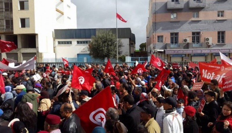 مقتل متظاهر تونسي دهسا بسيارة للدرك بمدينة تطاوين