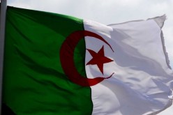 10 سنوات سجنا لمشوهي العلم الجزائري