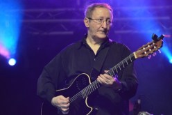 المغني القبائلي ايدير  منزعج من التهميش الذي يلقاه من قبل وطنه