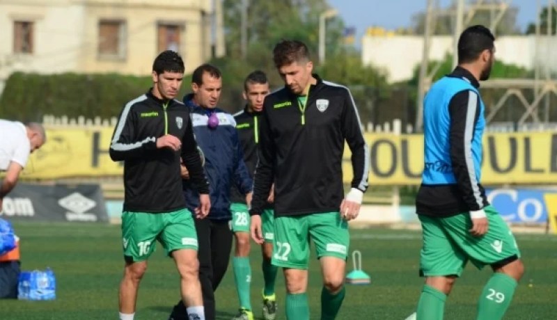 إخلف..الحكم أفسد المباراة.. مسؤولو الزمالك اعتذروا لنا والشوط الثاني في بجاية