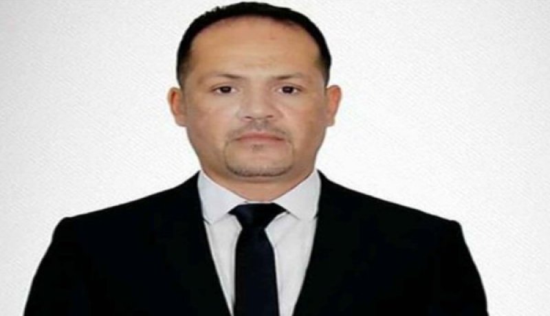 السياحة: “بن عقون” لم يعد ومرموري باق!