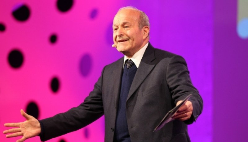 بيروقراطيتكم وراء انخفاض التصدير وارتفاع الإستيراد