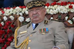 القايد صالح في زيارة تفقدية بناحية العسكرية السادسة