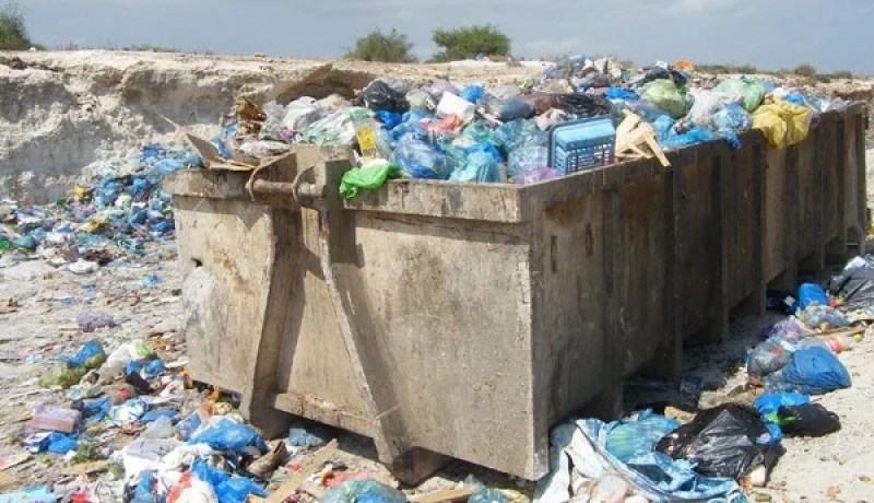 تفشي ظاهرة رمي النفايات بورقلة بسبب غياب الحس البيئي للمواطن