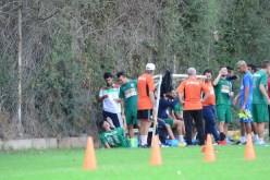 شاوشي يصاب بكسر وينقل إلى مستشفى بن عكنون