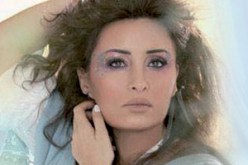 سهرة الكازيف التاسعة كانت دافئة رغم قلة الجمهور وتأخر الحفل:لطيفة العرفاوي تصدح وتبدع أمام تفاعل الحضور ورقص الكهول