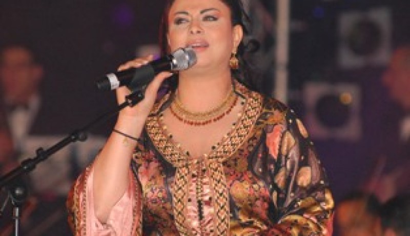 عشرون ألف أورو وراء إلغاء حفلة الفنانة لطيفة رأفت بقاعة ''الأطلس''