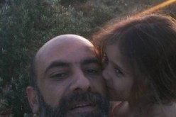 يضرم النار في نفسه لعدم قدرته على دفع أقساط مدرسة إبنته!